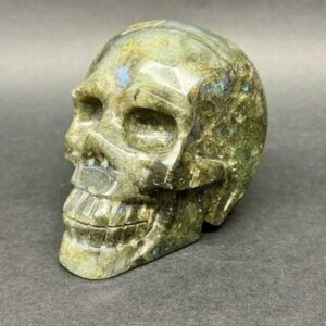 Crâne en Labradorite