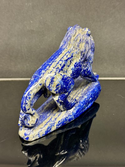 lion-lapis-lazuli-mineraux