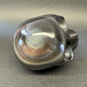 Crâne sculpté en obsidienne œil céleste
