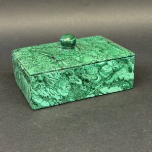 Boîte en Malachite Naturelle – Pièce Unique de Collection